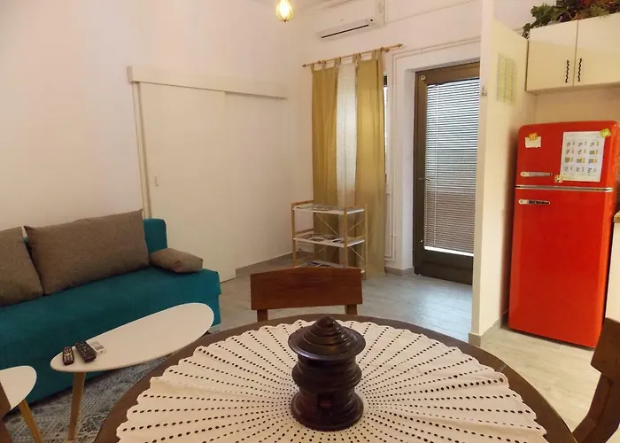 With Private Garden, Hot Tub, Wifi, Sat Tv, Klima, Near Appartement
